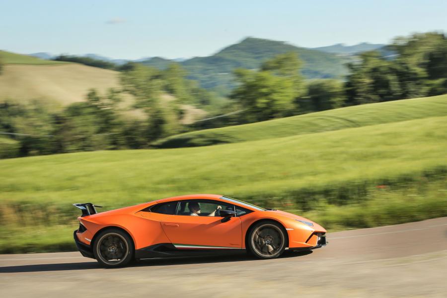  Lamborghini Huracan Performante (LB724) 2017 года  (WW) (фото 53 из 57)